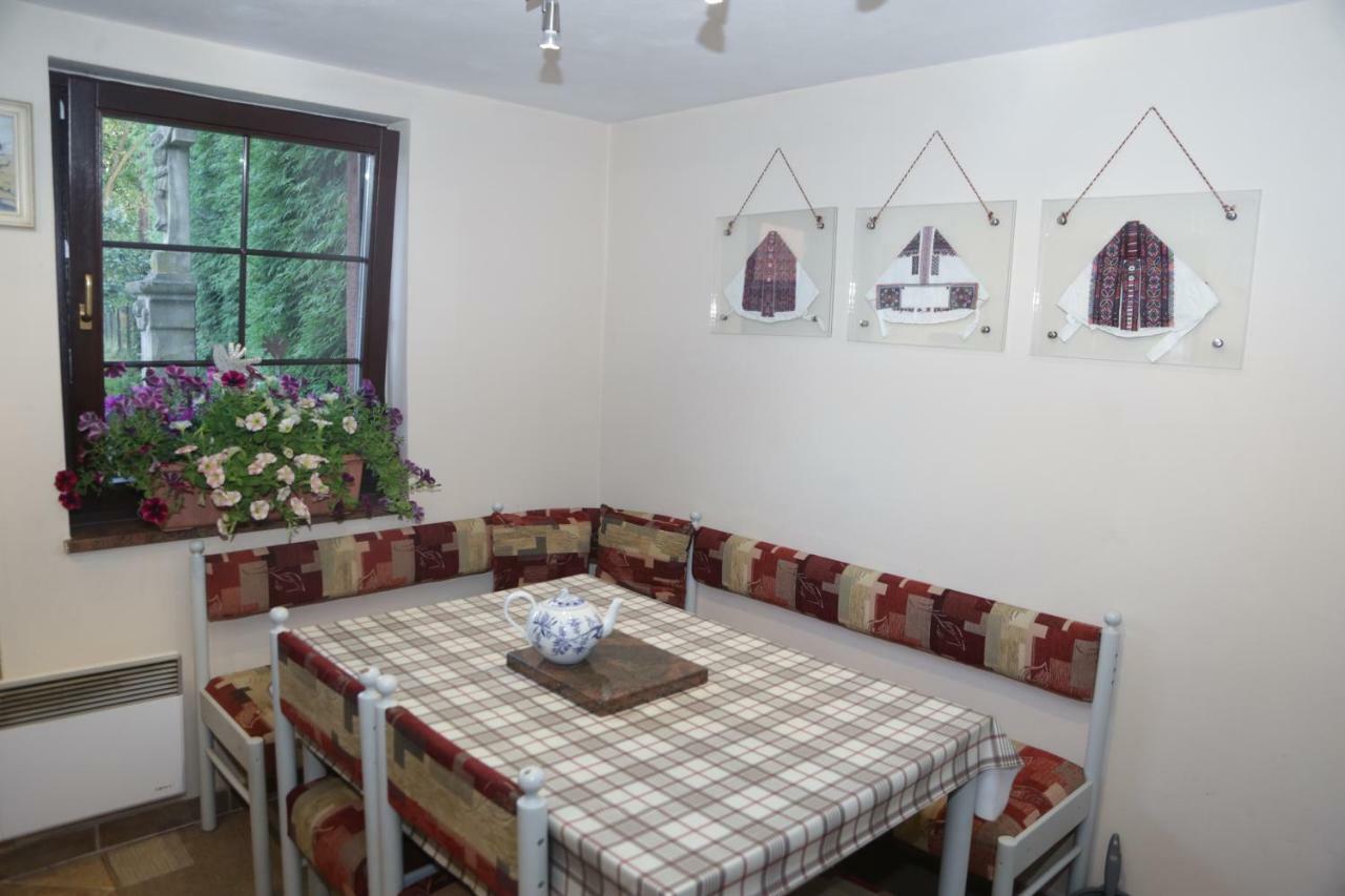 Apartman Kristina Ivachnova 49 Bešeňová Екстериор снимка