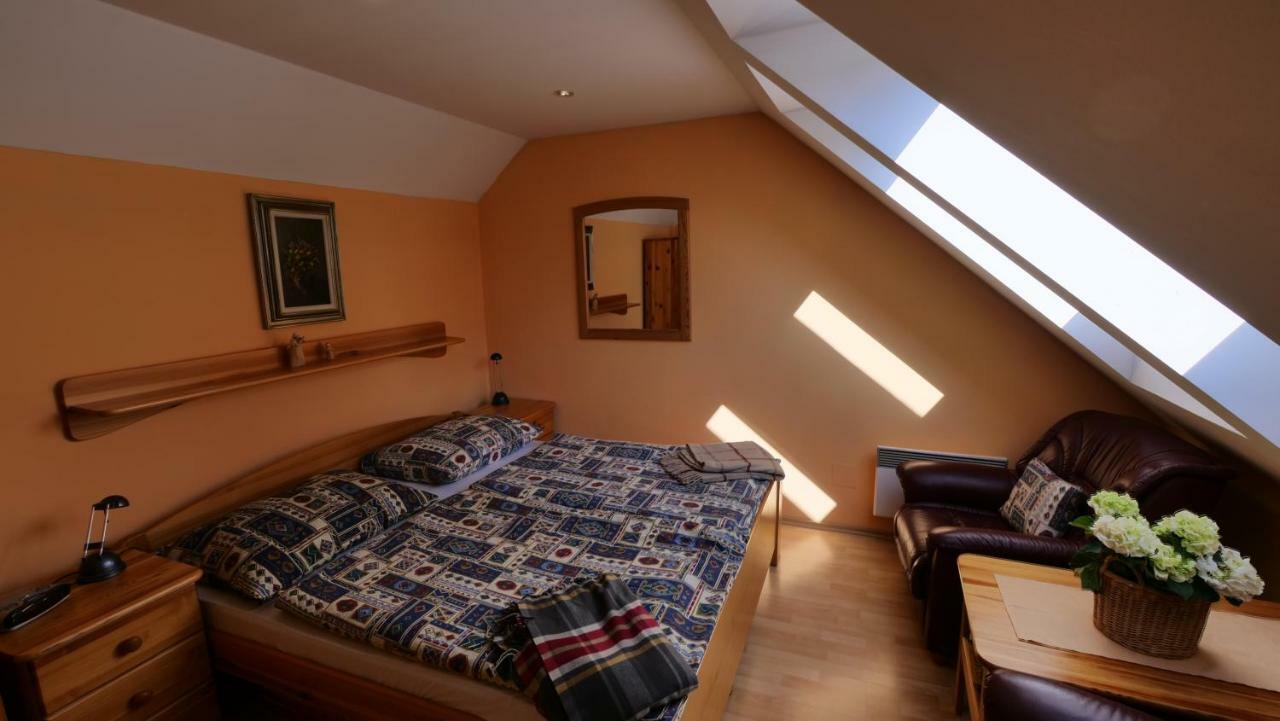 Apartman Kristina Ivachnova 49 Bešeňová Екстериор снимка